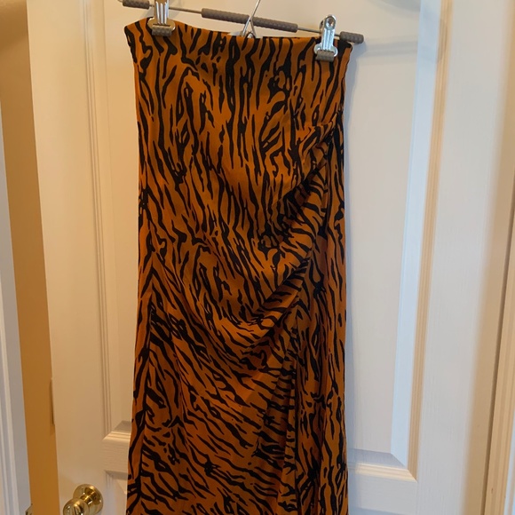 Diane Von Furstenberg Ruched Mesh Midi Skirt - Size M - Picture 2 of 6